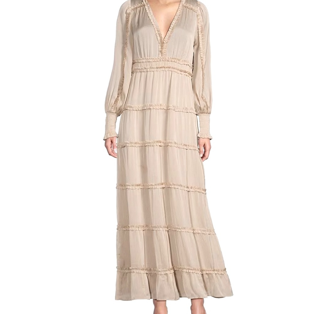 Chelsea and Violet dress in champagne. Worn a couple times. Size large